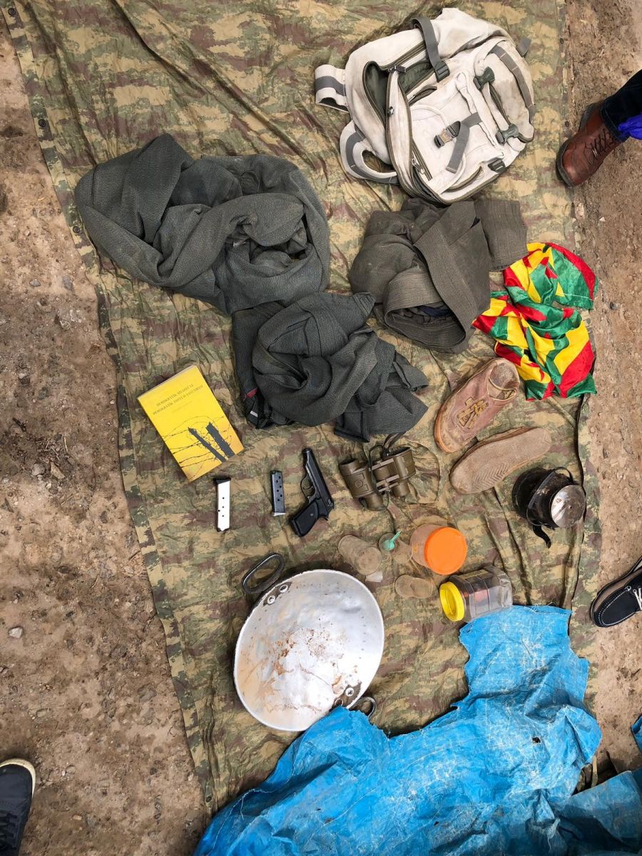 Terör sığınağı ve mevzileri imha edildi