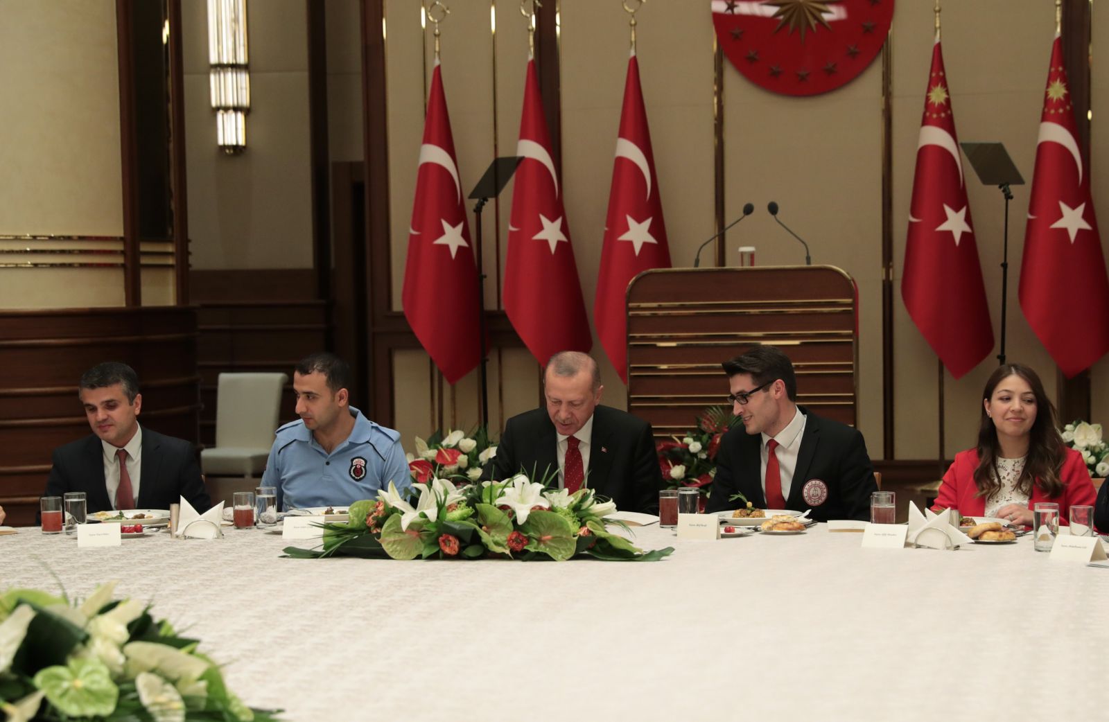 Cumhurbaşkanı Erdoğan: 'Türk yargısı, Türk milletinin yargısı olmalı' Cumhurbaşkanı Erdoğan: 'Türk yargısı, Türk milletinin yargısı olmalı'