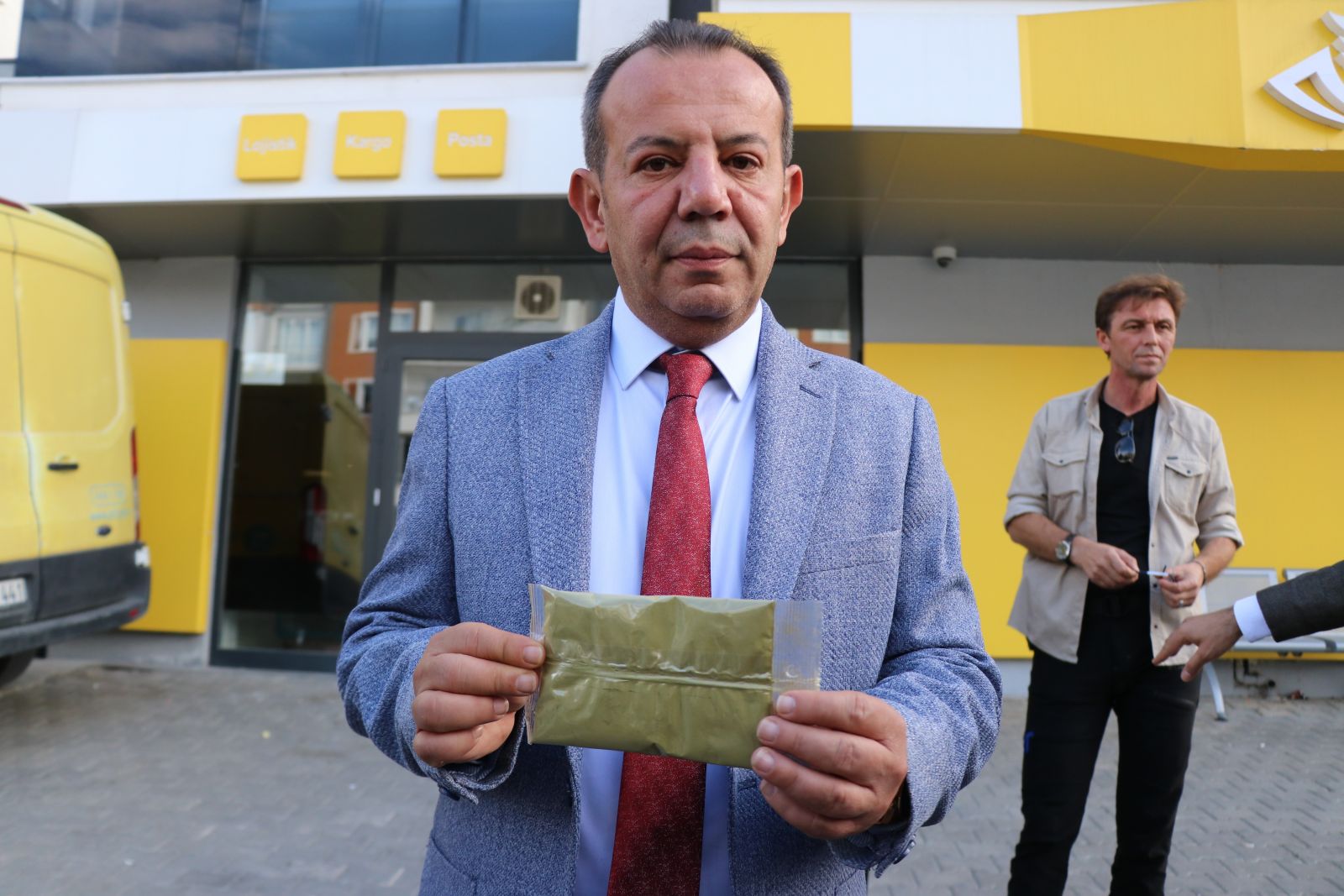 1 yıl geçici ihraç alan Tanju Özcan'dan Gürsel Tekin ve CHP yönetimini topa tuttu 1 yıl geçici ihraç alan Tanju Özcan'dan Gürsel Tekin ve CHP yönetimini topa tuttu