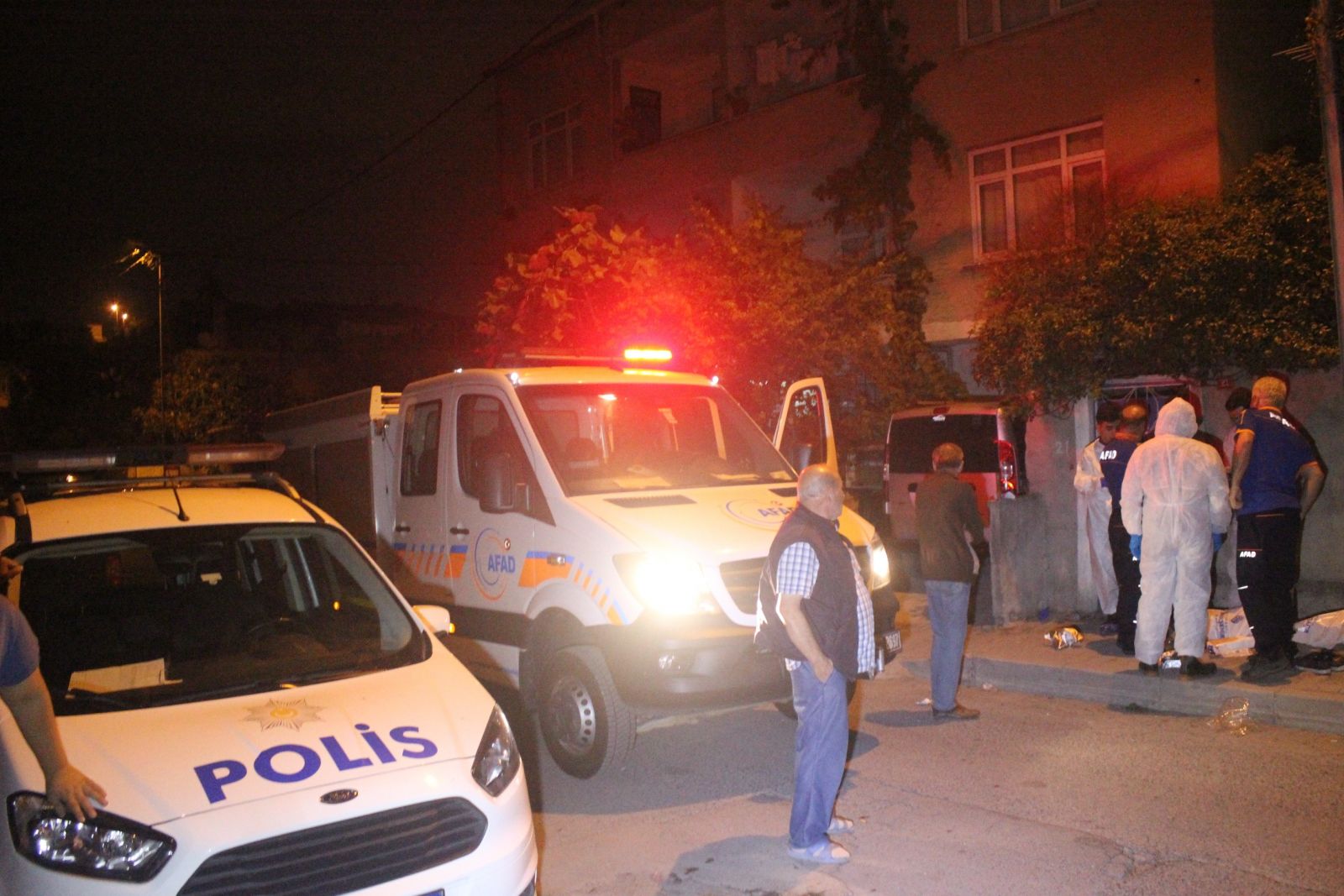 Mahalledeki kötü kokunun sebebi ceset çıktı