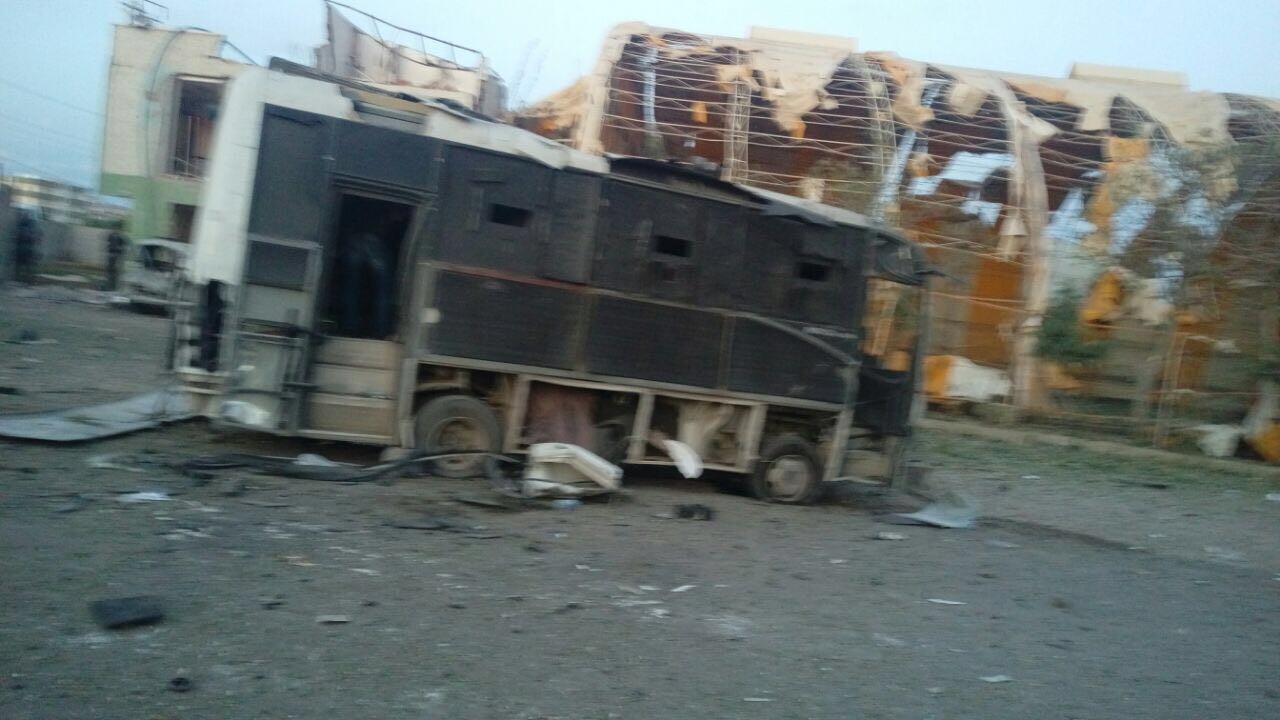 Silopi'de polis aracına bombalı saldırı!