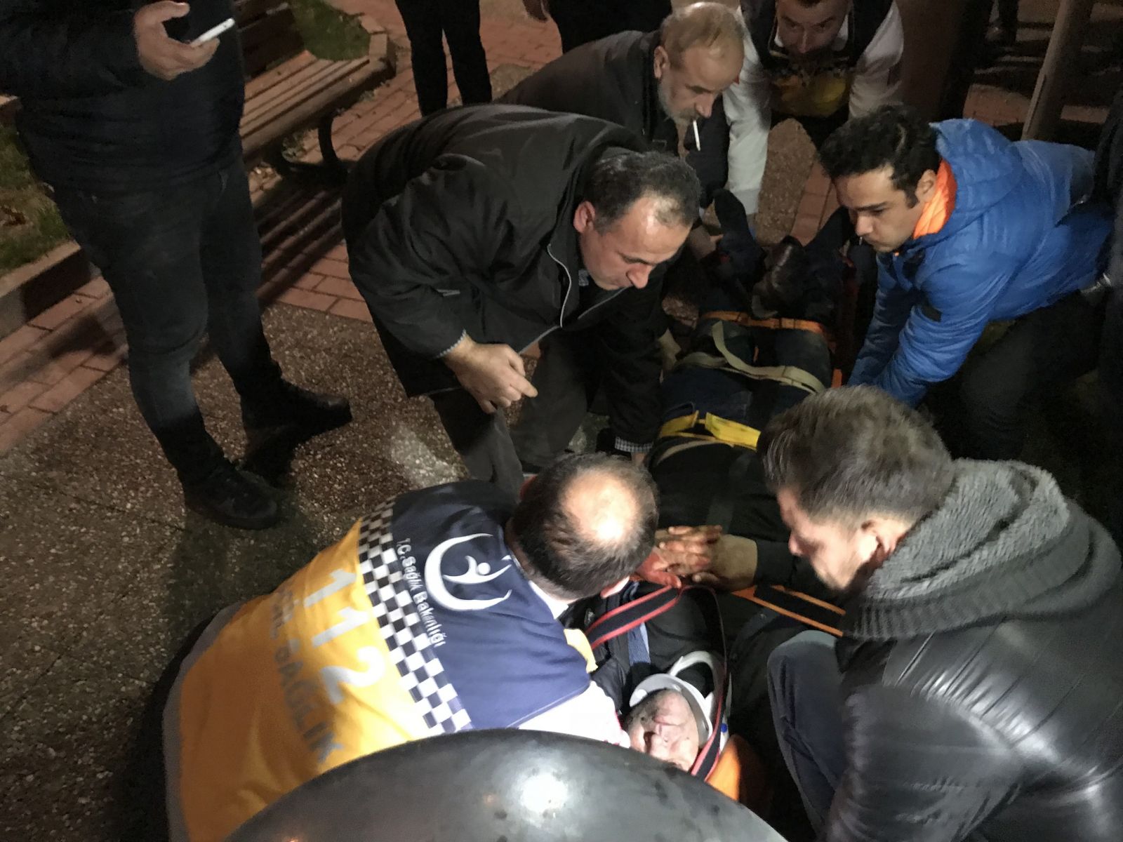 Arkadaşının boğazını keserek öldüren sanığın aklî dengesi araştırılıyor