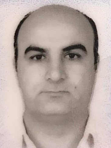 Otomobil yol kenarında bekleyenlere çarptı: 1 ölü