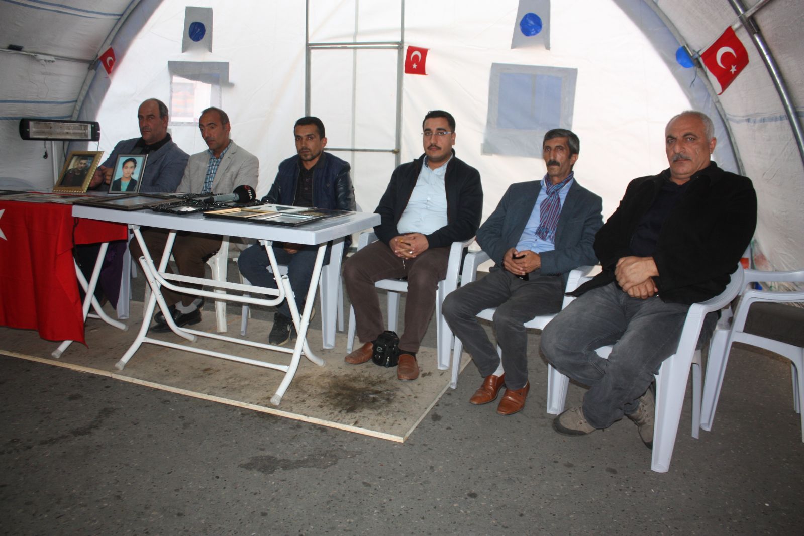 HDP önündeki ailelerin feryadı dizilere taşındı