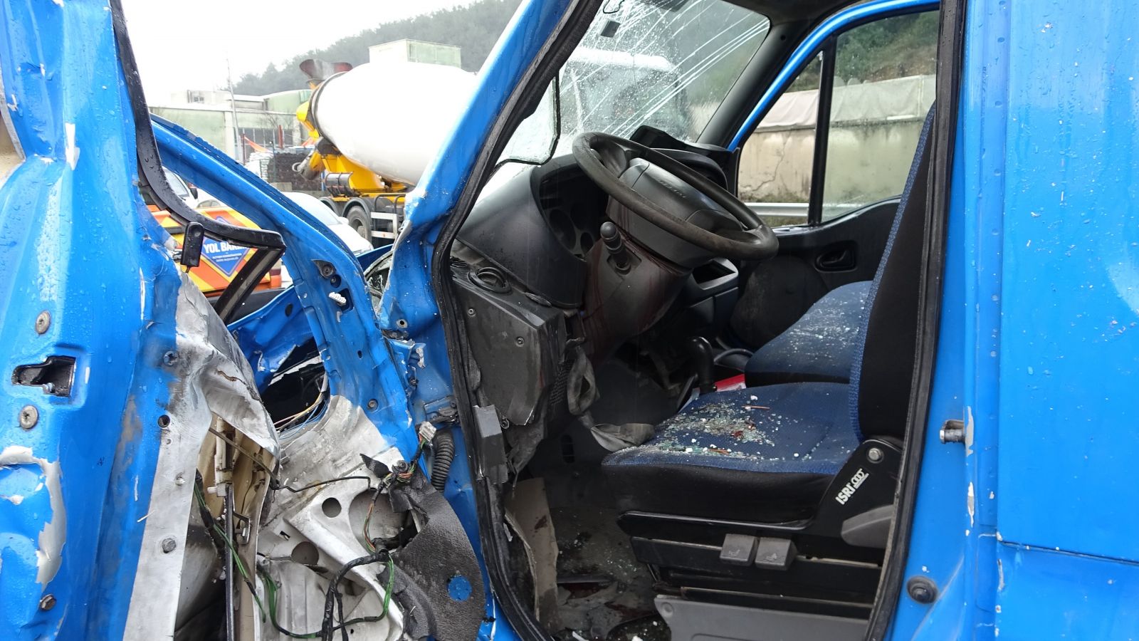 Sarıyer'de zincirleme trafik kazası: 3 yaralı