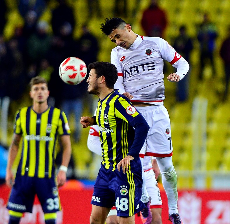 Gençlerbirliği'nden Fenerbahçe'ye soğuk duş