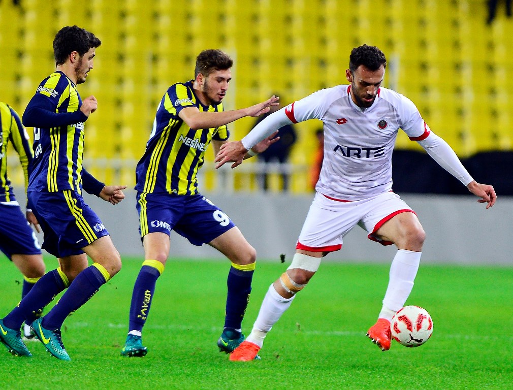 Gençlerbirliği'nden Fenerbahçe'ye soğuk duş