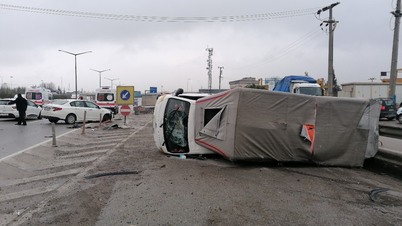Gebze'de zincirleme trafik kazası: 4 yaralı