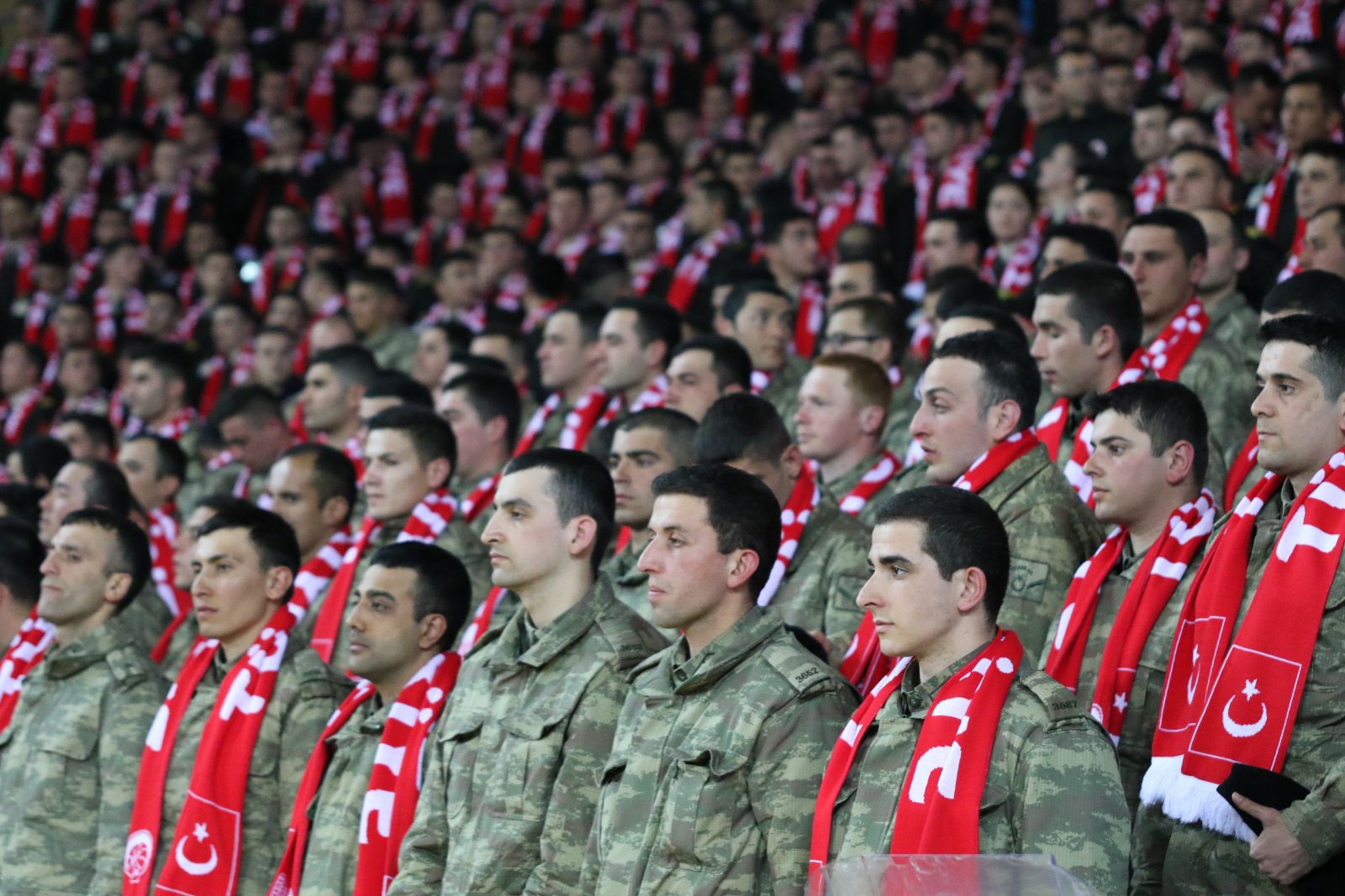 Türk Silahlı Kuvvetleri'nden Milli Takıma destek