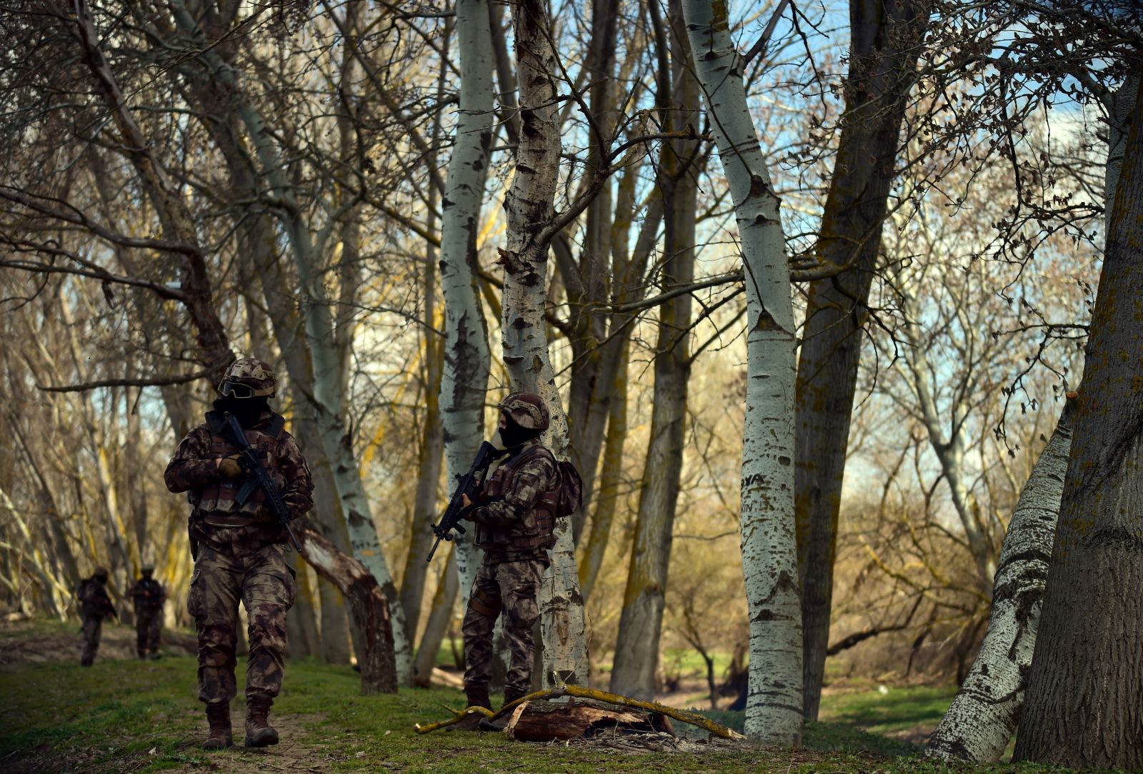 Özel Harekat Polisleri Meriç Nehri’ne indi, Yunan askerleri geri çekildi!