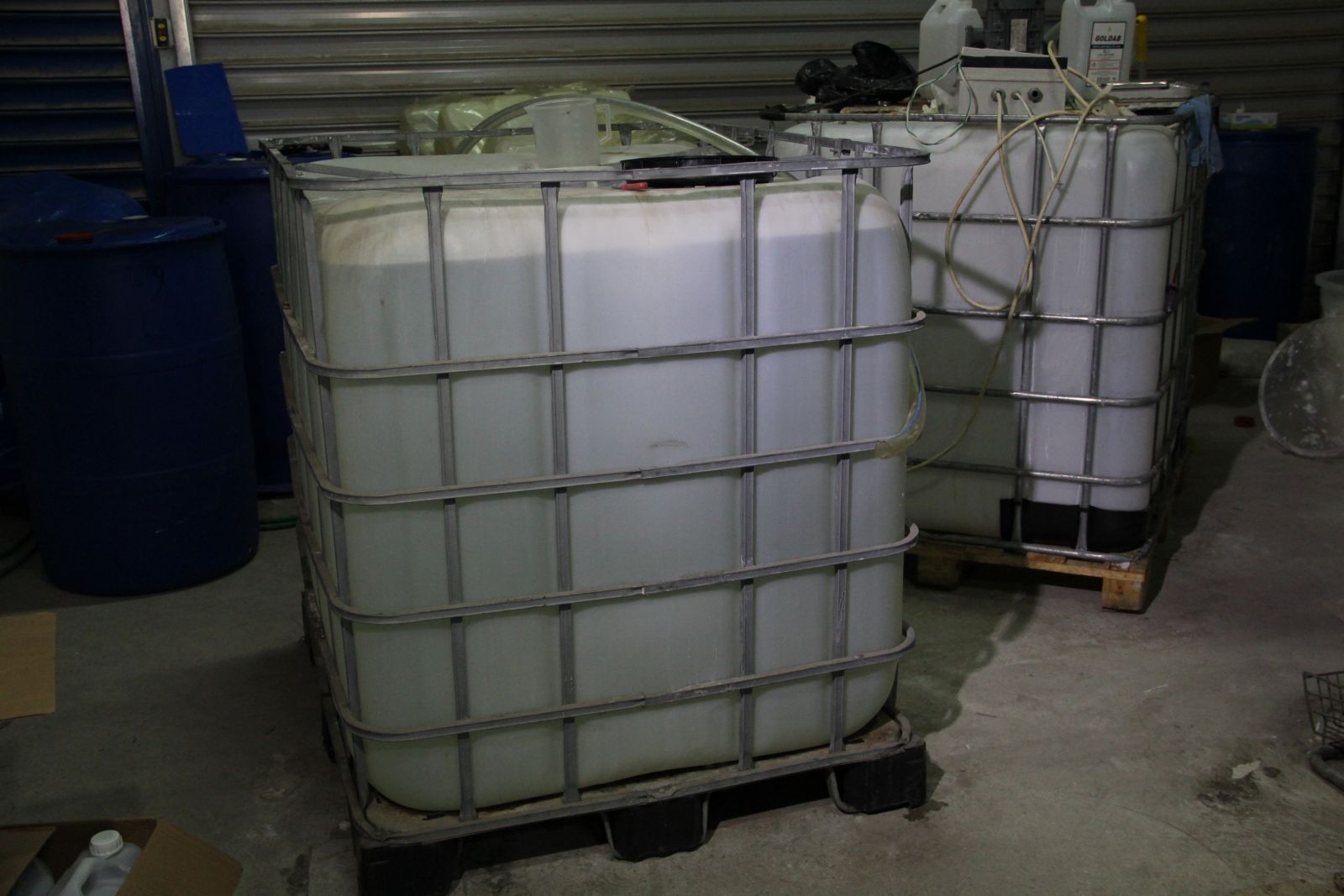 İzmir’de korona fırsatçılarına darbe: 1 ton sahte dezenfektan ele geçirildi