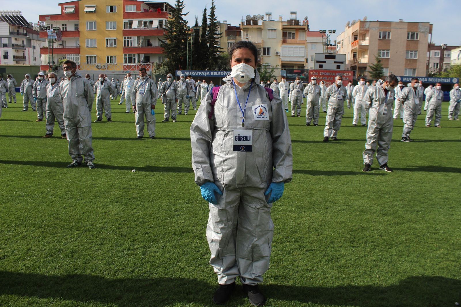 Antalya'da 250 kişilik yıkanabilir maske dağıtım ordusu