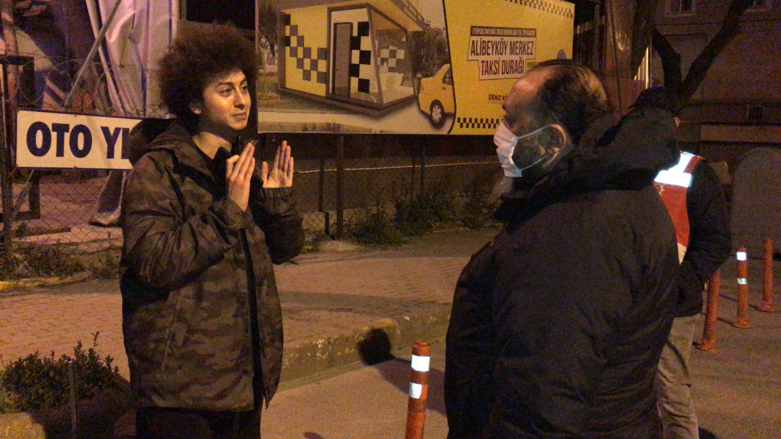 Sokağa çıkma yasağını delen genç: “Allah bana ceza veriyor”