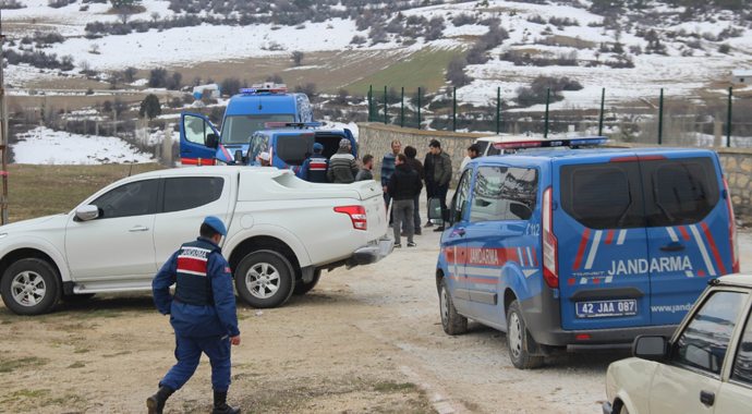 Nöbet tutup ağıla gelen hırsızları vurdu: 1 ölü, 2 yaralı