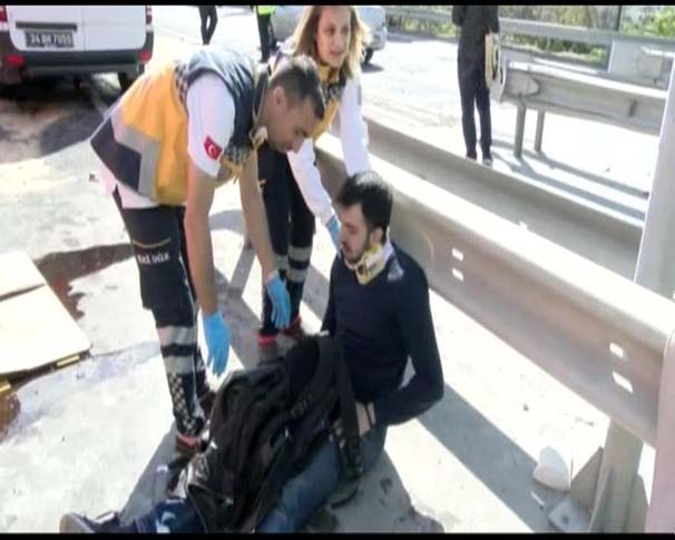 Bahçeşehir'de otobüs devrildi (Bahçeşehir otobüs kazası)