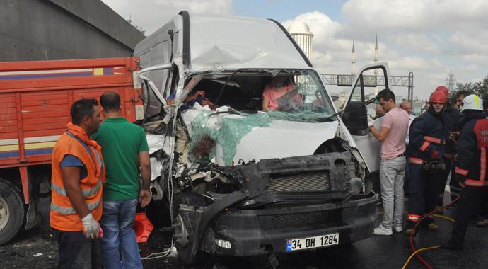 İstanbul'da feci kaza