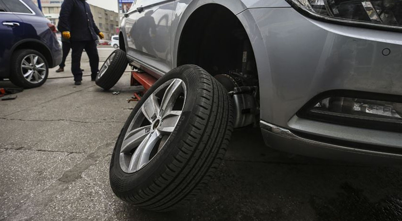 Zorunlu kış lastiği uygulaması öncesinde yoğunluk