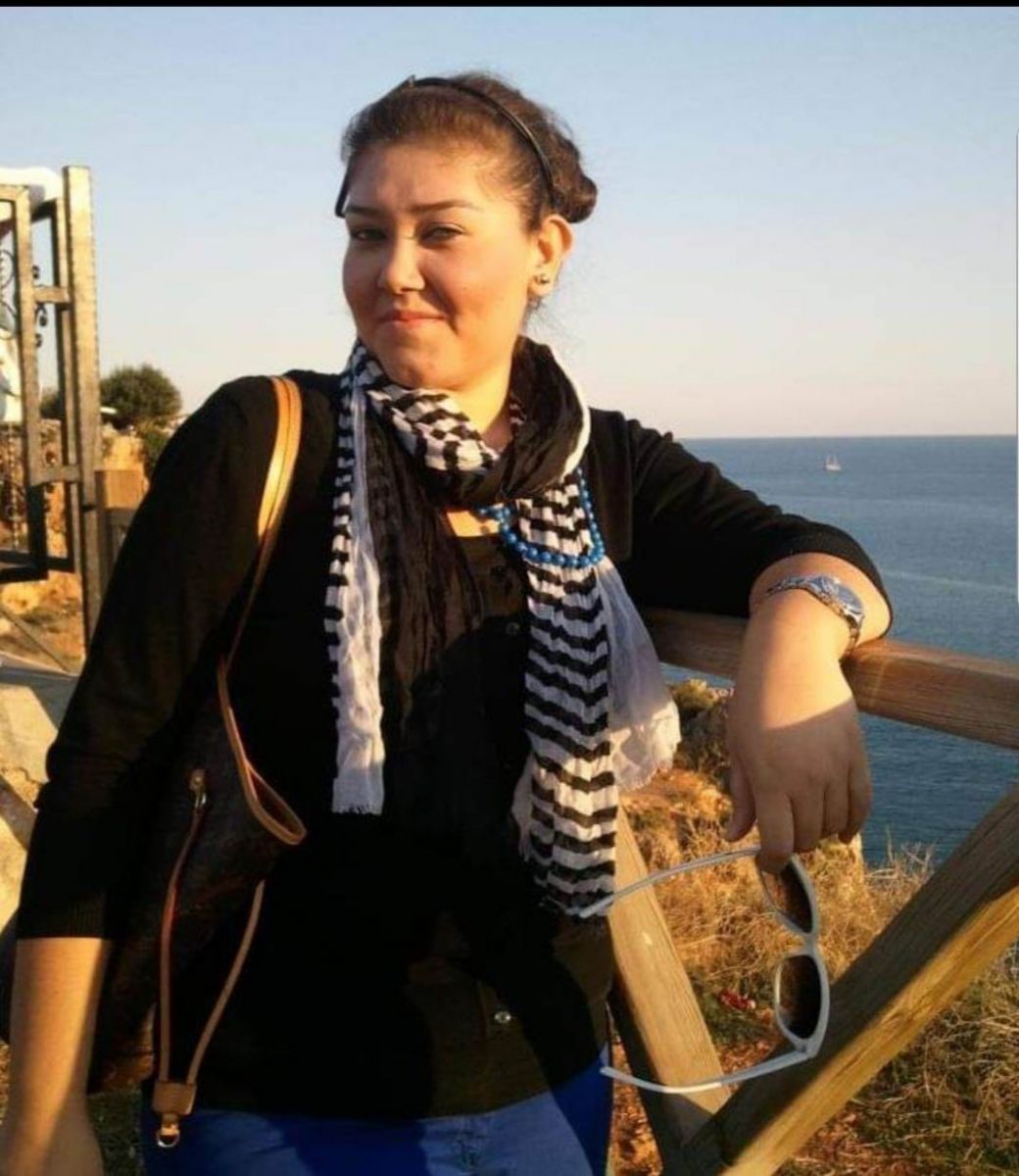 Genç öğretmen obeziteyi yenip bebek hayaline kavuştu