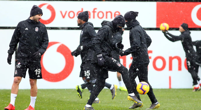 Derbide gülen olmadı! (Beşiktaş 3-3 Fenerbahçe)