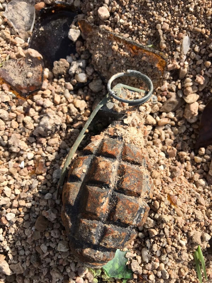 Arazide el bombası bulundu!