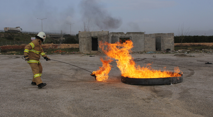 Bordan ilk soğutma özellikli yangın söndürücü toz Türkiye’de üretildi Bordan ilk soğutma özellikli yangın söndürücü toz Türkiye’de üretildi