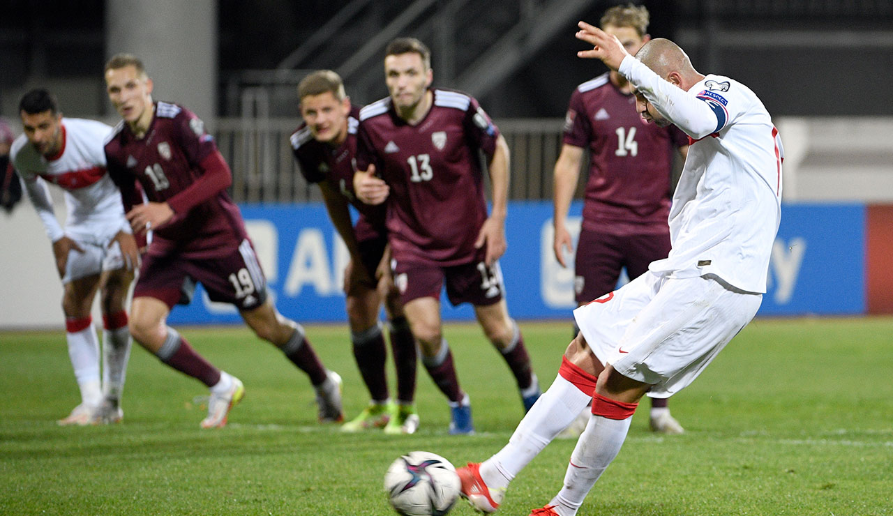 A Milliler Letonya'yı 90+9'da devirdi