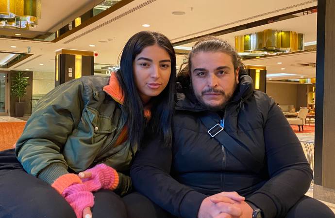 Turistlere para üstü vermemek için döven taksiciye ev hapsi