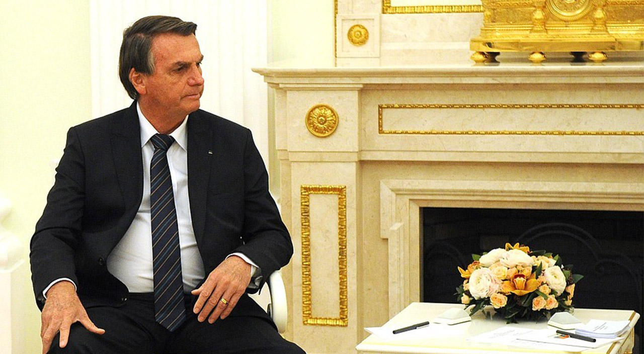 Macron ve Scholz'u dev masada ağırlamıştı! Putin masayı küçülttü