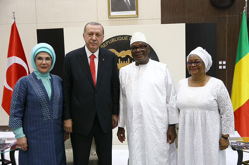 Cumhurbaşkanı Erdoğan, Mali Cumhurbaşkanı ile baş başa görüştü