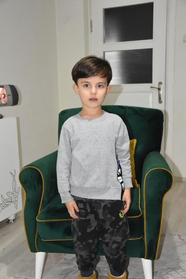 Kedi gözlü çocuk: Gece karanlığında da görüyorum