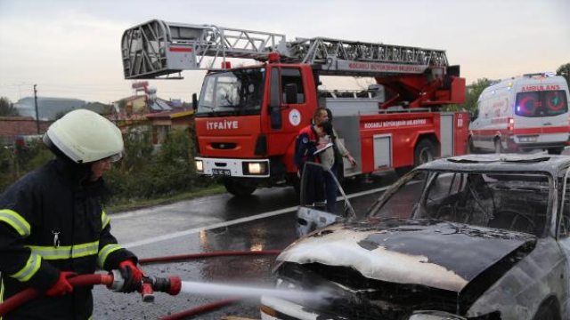 Sürücü çakmağı çaktı, LPG'li otomobil alev aldı