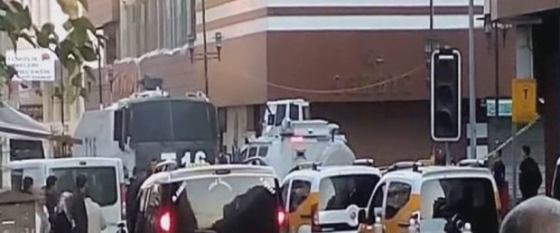 Diyarbakır'da Başsavcı Solmaz ve heyet çatışma ortasında kaldı Diyarbakır'da Başsavcı Solmaz ve heyet çatışma ortasında kaldı