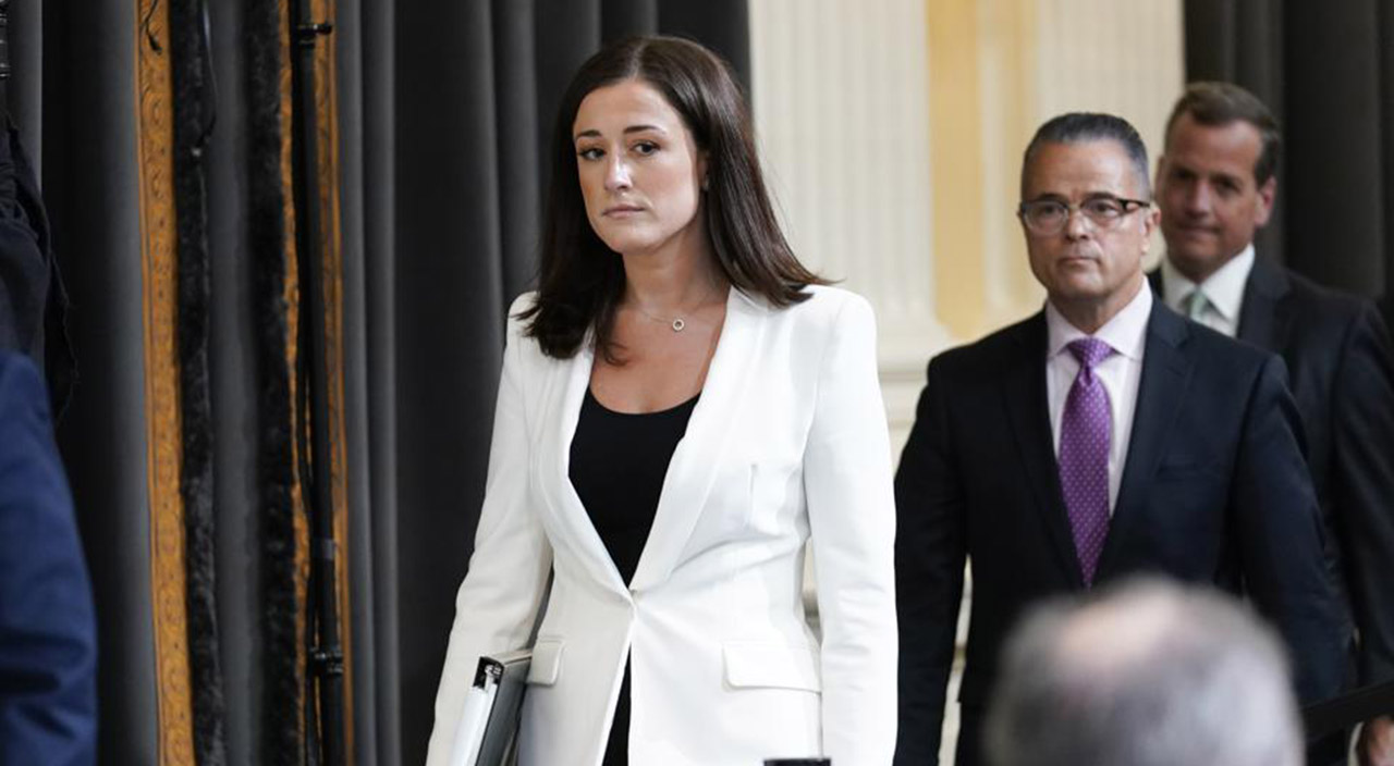 Eski Beyaz Saray çalışanından Trump'ın başını ağrıtacak ifade: Silahlı olduklarını biliyordu Eski Beyaz Saray çalışanından Trump'ın başını ağrıtacak ifade: Silahlı olduklarını biliyordu