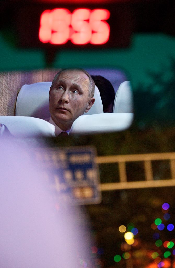 Putin programa böyle gitti