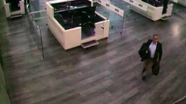 Savcı Seçen'in yurtdışına çıkış görüntüleri!