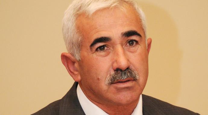 AK Parti Demre Belediye Başkanı Süleyman Topcu'nun aracı kundaklandı