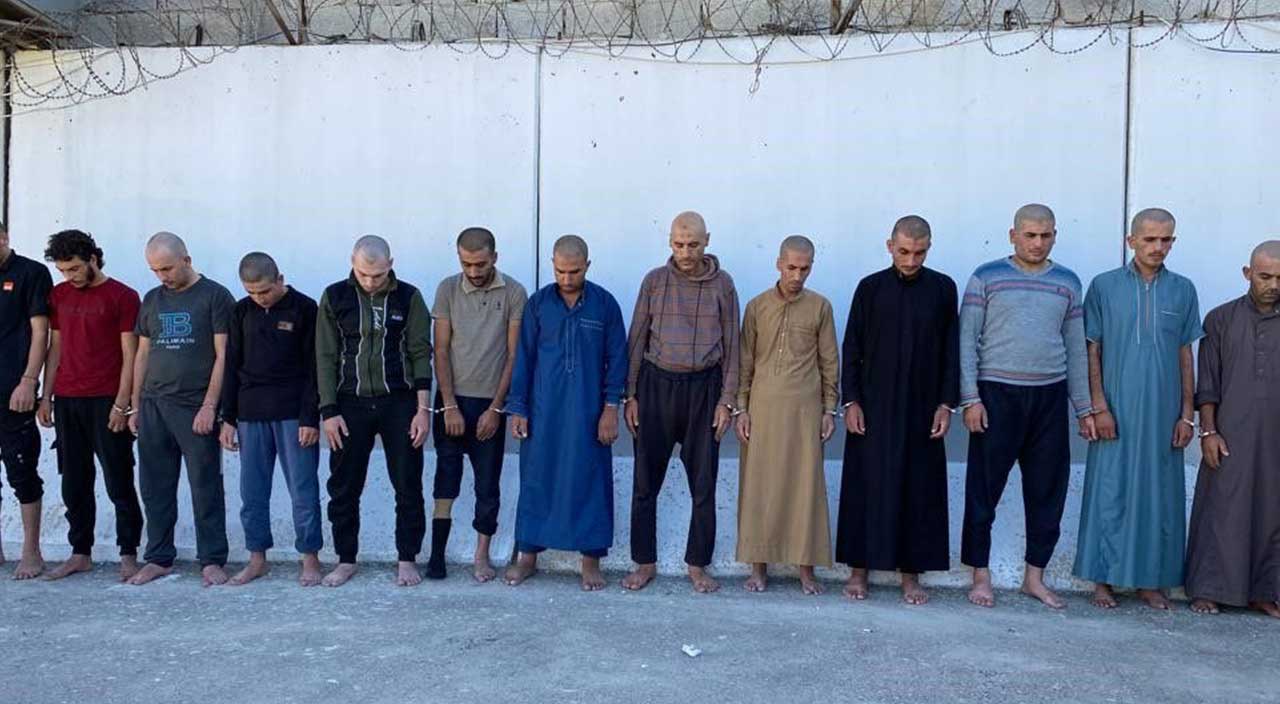 Son dakika haberi.. MİT'ten Suriye'nin kuzeyinde DEAŞ operasyonu! 1'i ölü, 19 terörist ele geçirildi Son dakika haberi.. MİT'ten Suriye'nin kuzeyinde DEAŞ operasyonu! 1'i ölü, 19 terörist ele geçirildi