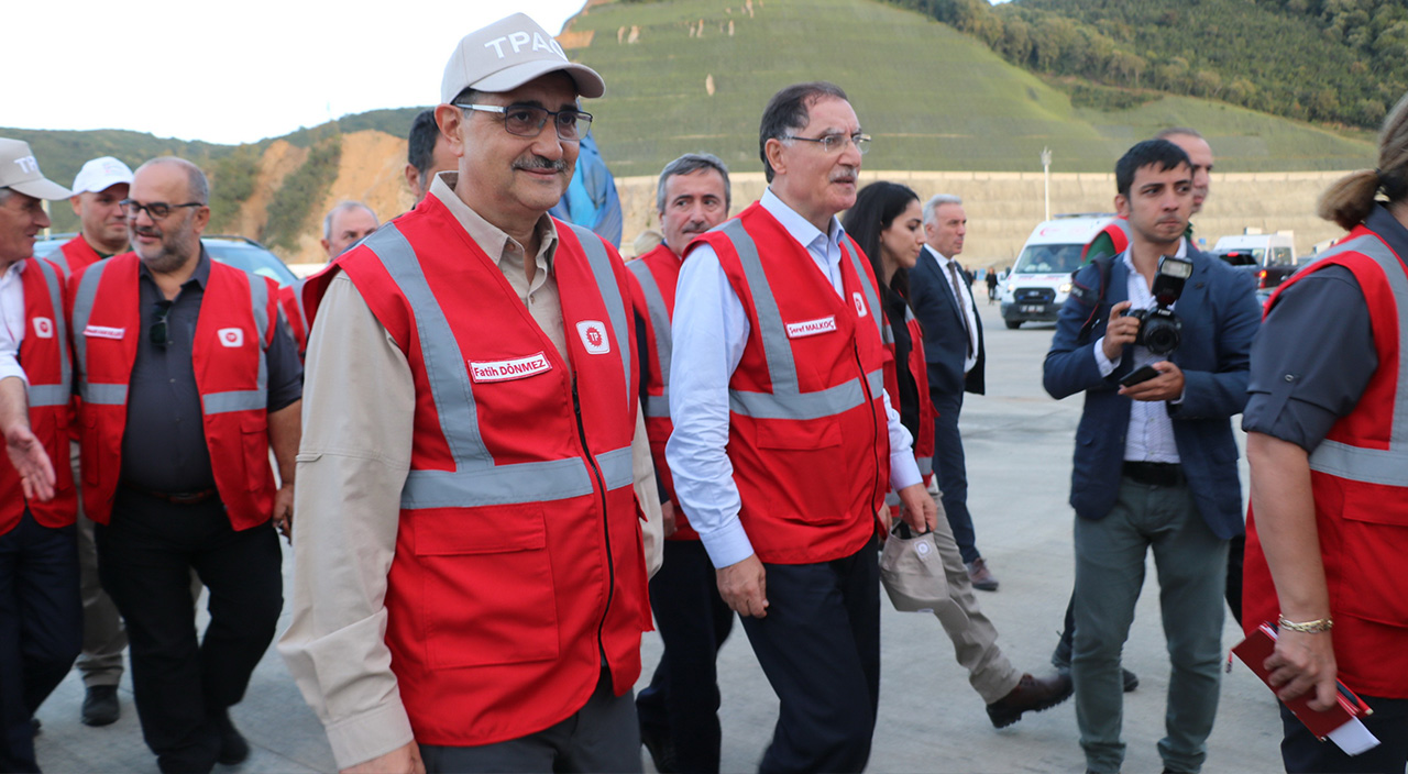 Karadeniz gazında kritik viraj! Nefesler tutuldu, Bakan Dönmez tarih verdi
