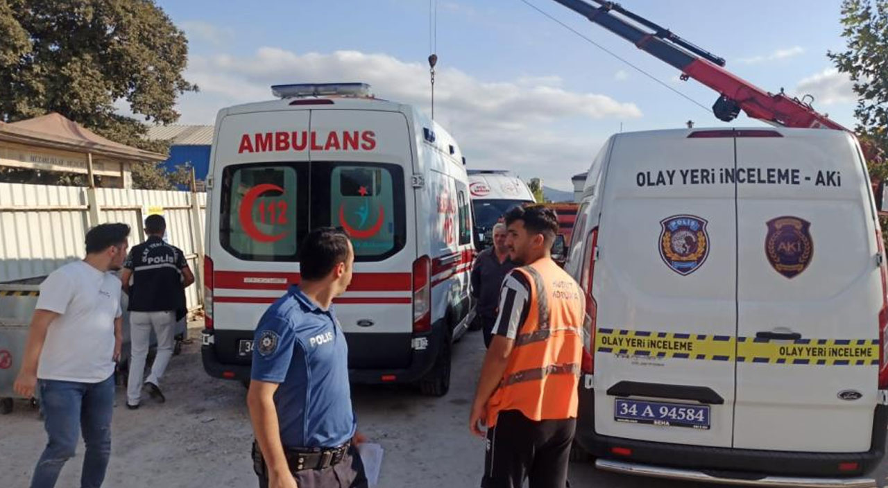 Sancaktepe’de metro çalışmasında feci kaza: Vinç devrildi, ölü ve yaralılar var