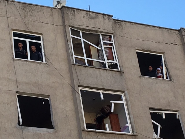 Diyarbakır'daki bombalı saldırıyı sabah PKK,akşam DAEŞ üstlendi