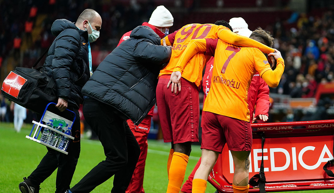 Aslan’ın galibiyet hasreti bir hafta daha uzadı: Galatasaray ile Başakşehir puanları paylaştı