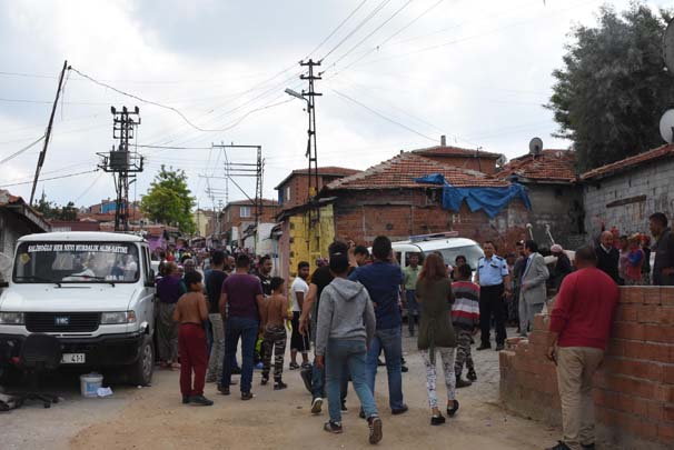 Edirne'de polis alarma geçti! Özel harekat çatılarda aradı....