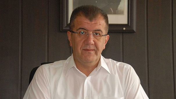 Çivril Belediye Başkanı’nın ev ve otomobiline silahlı saldırı Çivril Belediye Başkanı’nın ev ve otomobiline silahlı saldırı