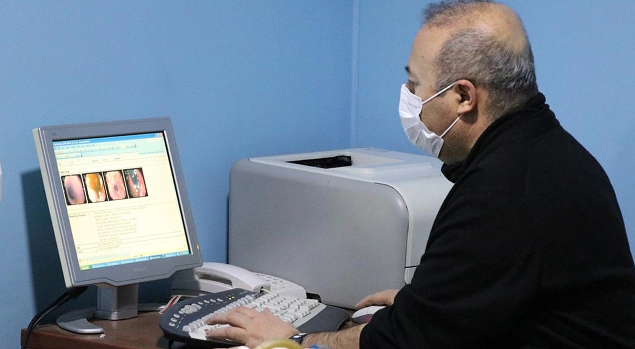 Doktorları şaşkına çeviren olay! Midesinden 1,5 kilo saç çıktı