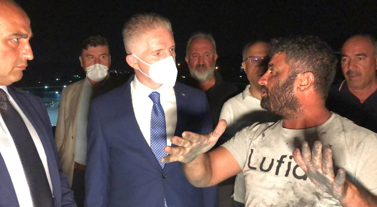TAG Otoyolu'nda atık sızıntısı: Vali son durumu açıkladı