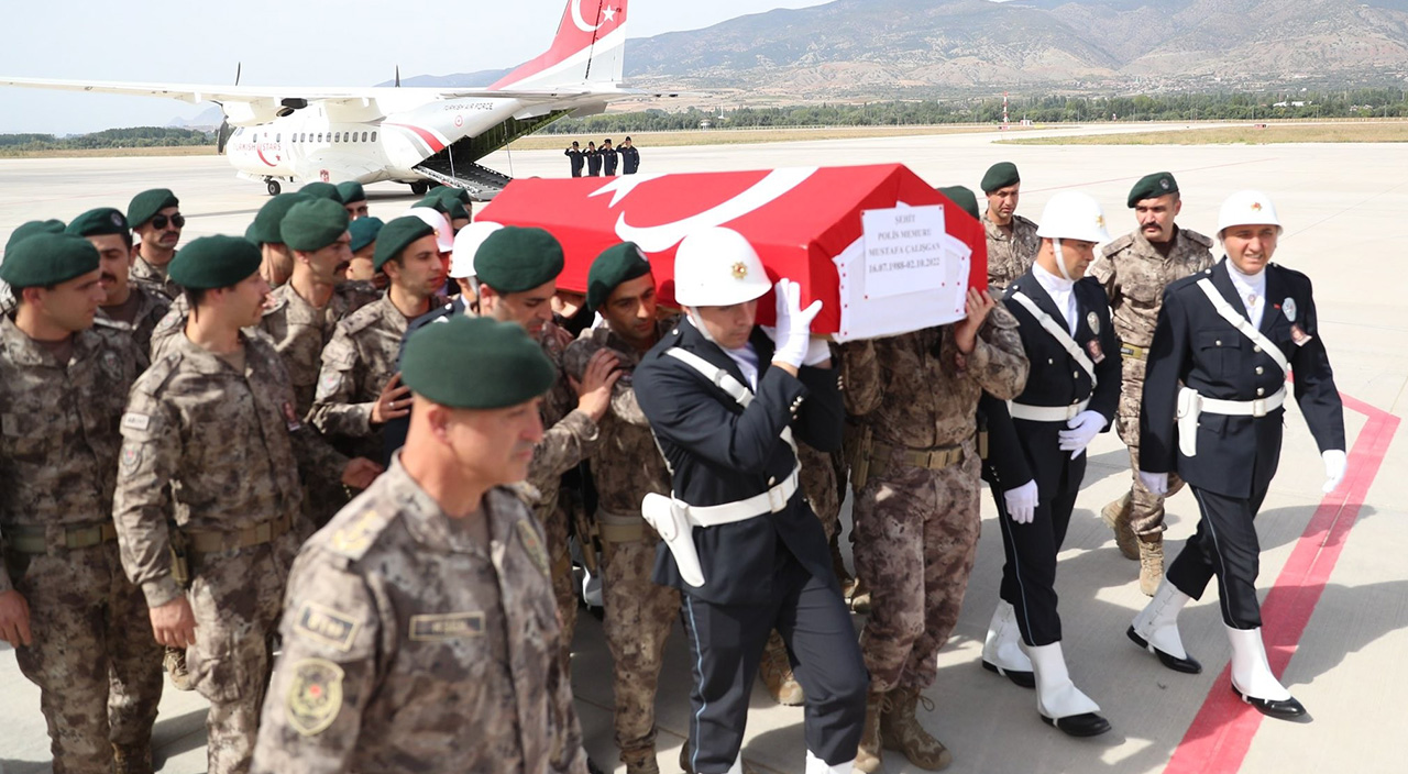 Özel harekat polis memuru Mustafa Çalışgan Fırat Kalkanı Bölgesi'nde şehit oldu