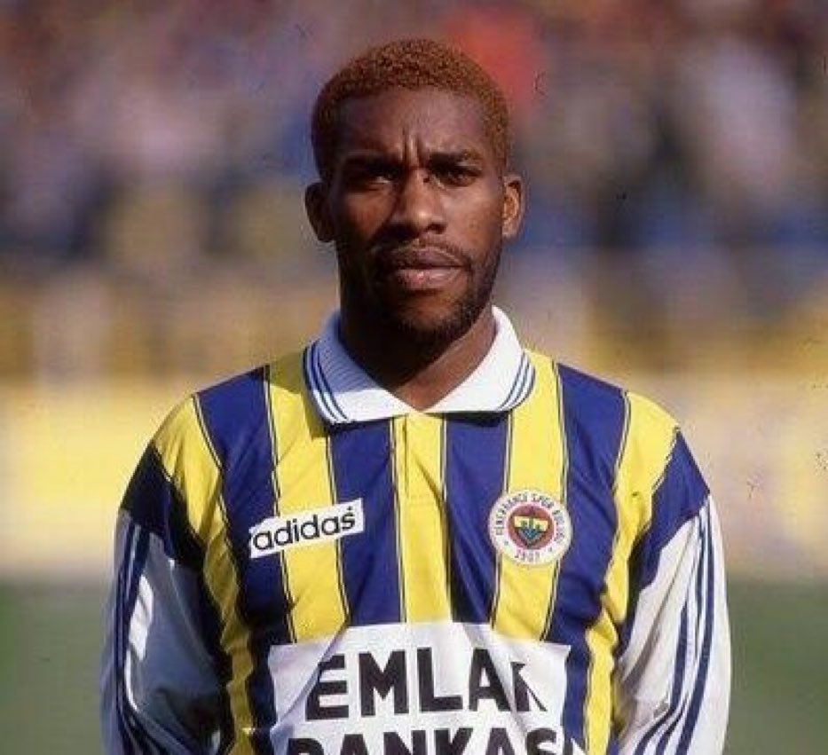 Kadıköy'de Okocha sürprizi Kadıköy'de Okocha sürprizi