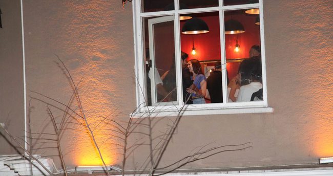 Fahriye Evcen ile Burak Özçivit evleniyorlar