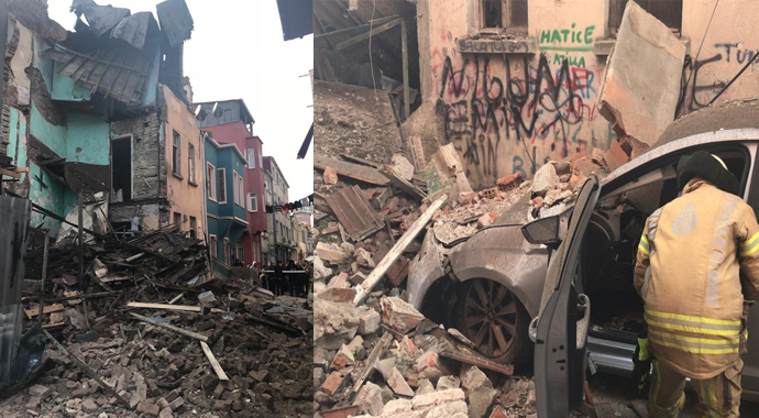 Fatih Balat'ta  bina çöktü