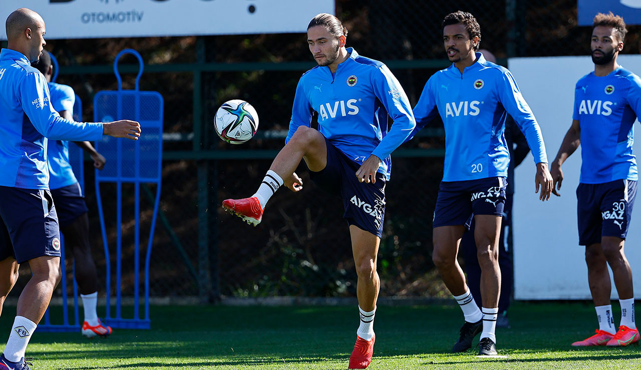 Zirvede dev kapışma! Trabzonspor'un konuğu Fenerbahçe